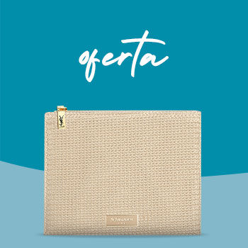 Bolsa bege com textura da marca Yves Saint Laurent com fecho dourado e etiqueta da marca em destaque.
