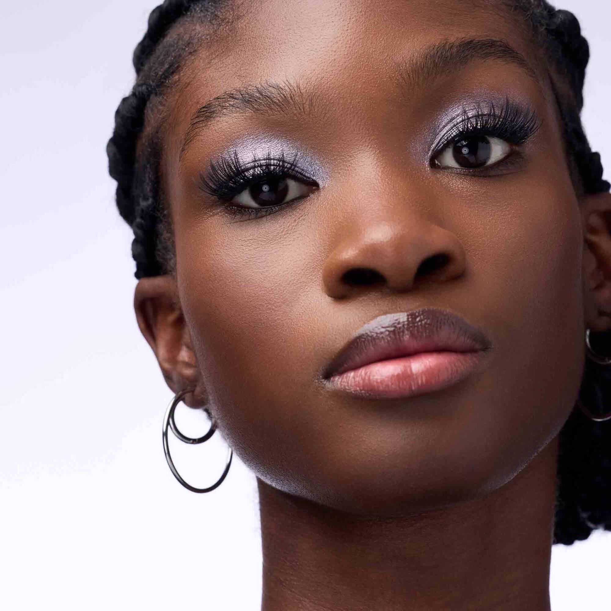 Faked Volume Cluster Lashes