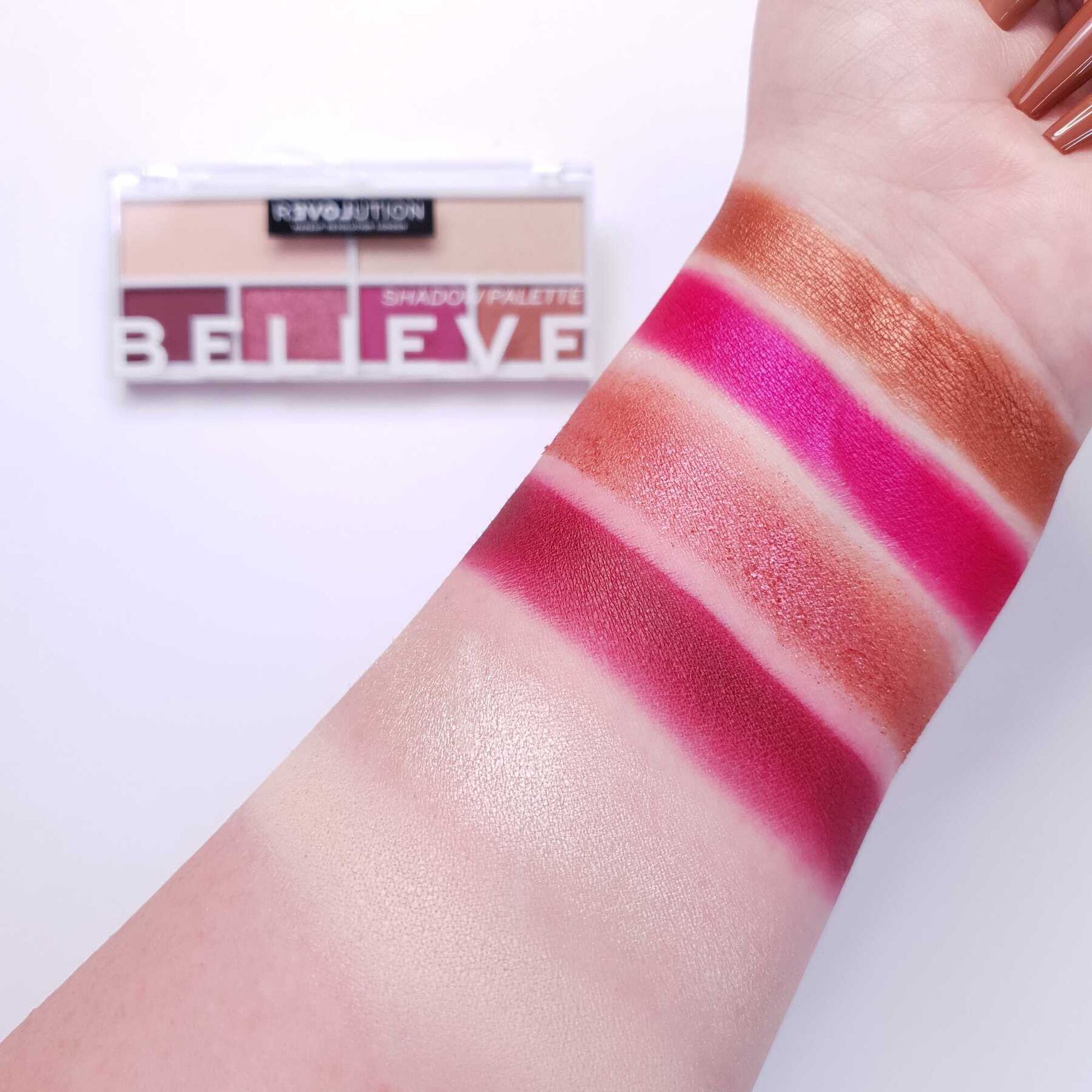 Palete de Sombras Believe Shadow Palette