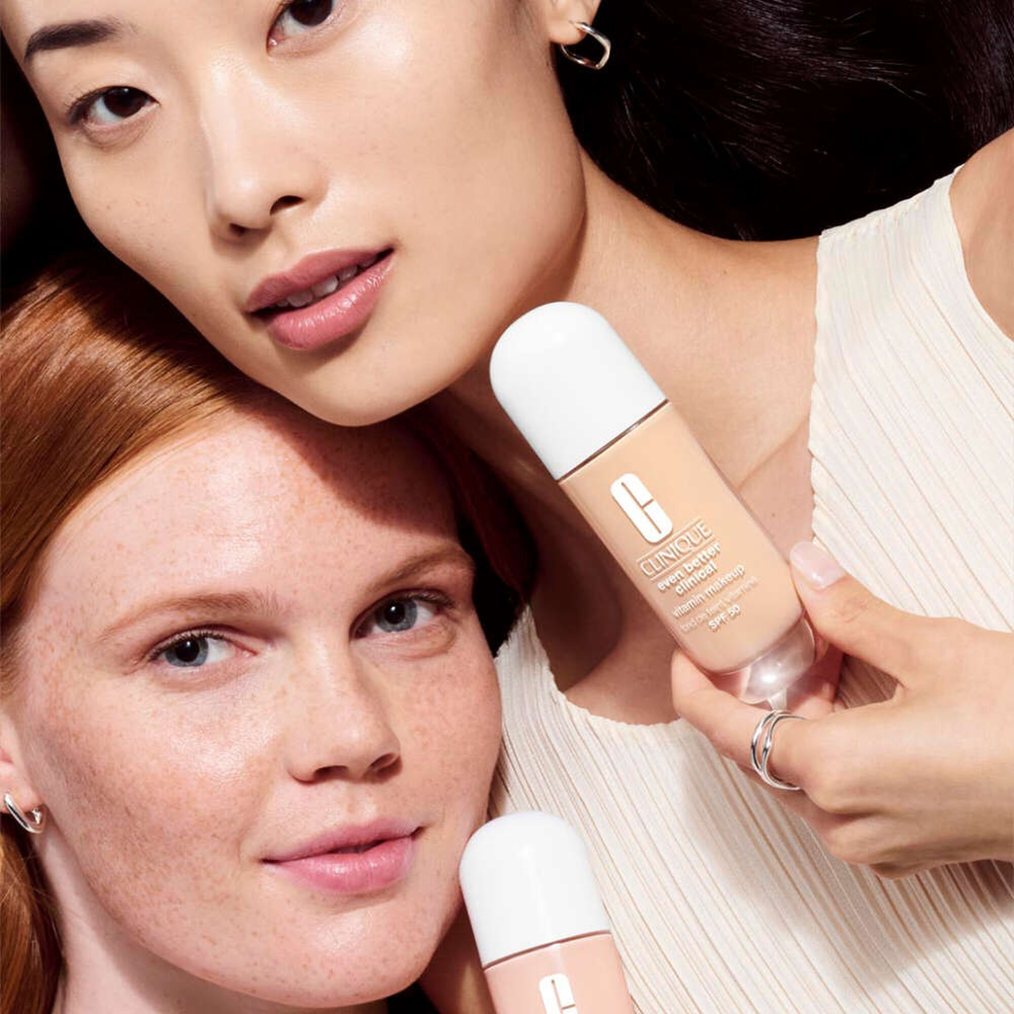 Even Better Clinical Vitamin Makeup SPF 50