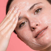 Rose Quartz Facial Cleanser 100 ml Wells Image 2