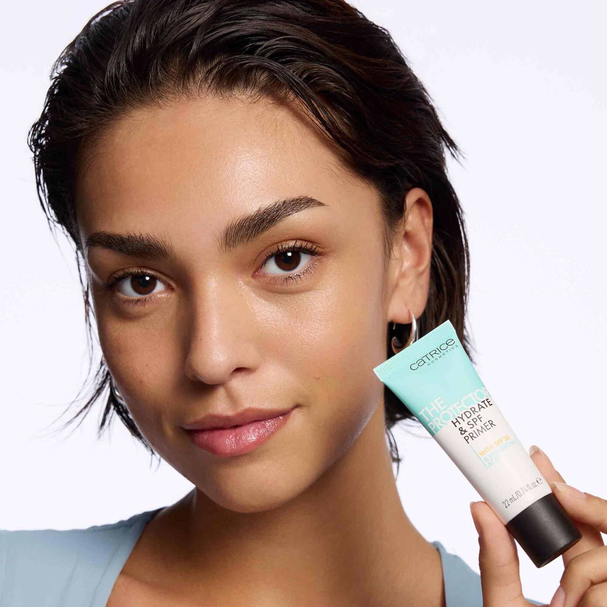 The Protector Hydrate SPF Primer