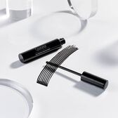 Couvrance High Definition Mascara Black Wells Image 4