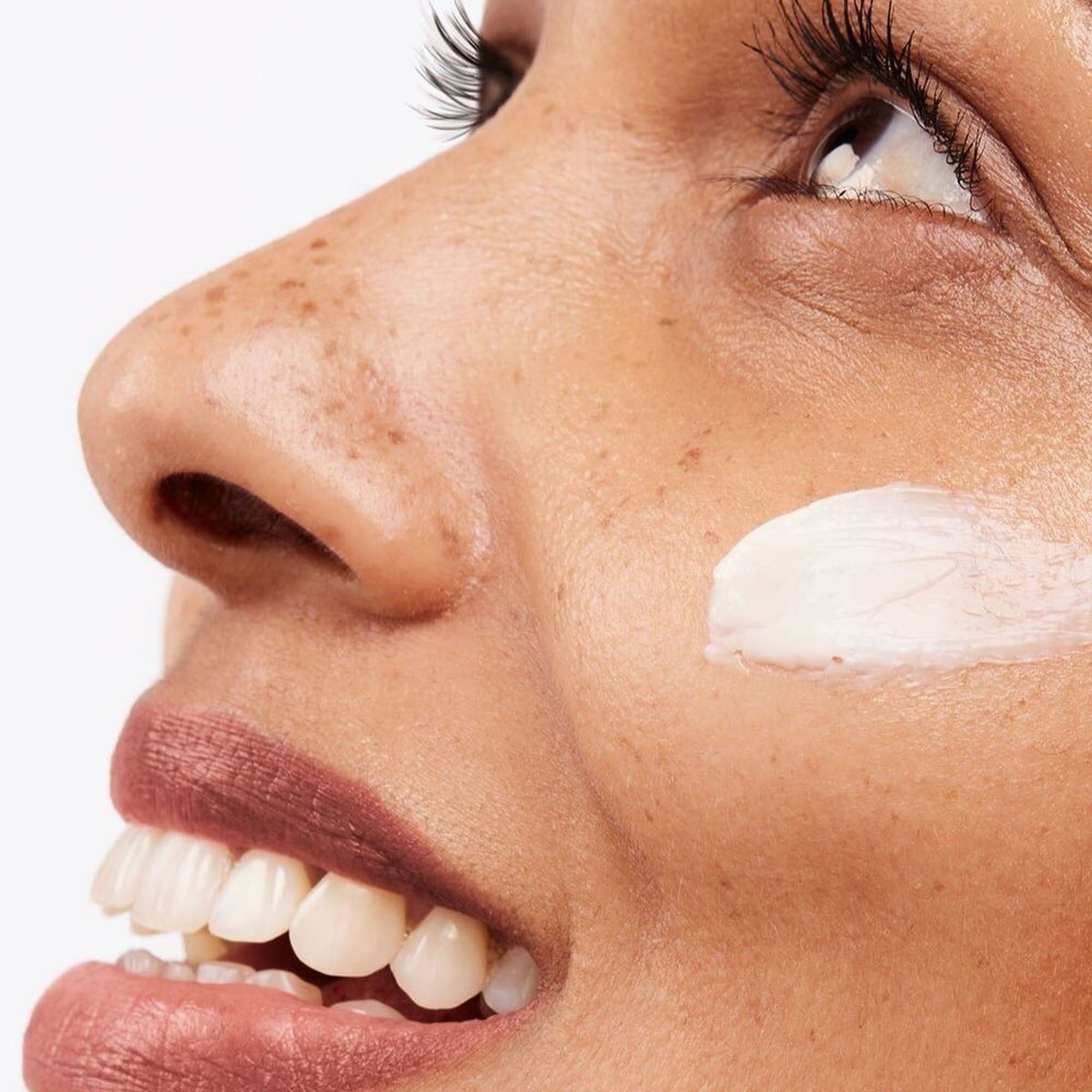 Confidence in a Cream Anti-Aging Armour