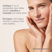 Essential Cleansing Oil-Based Cleanser Wells Image 7