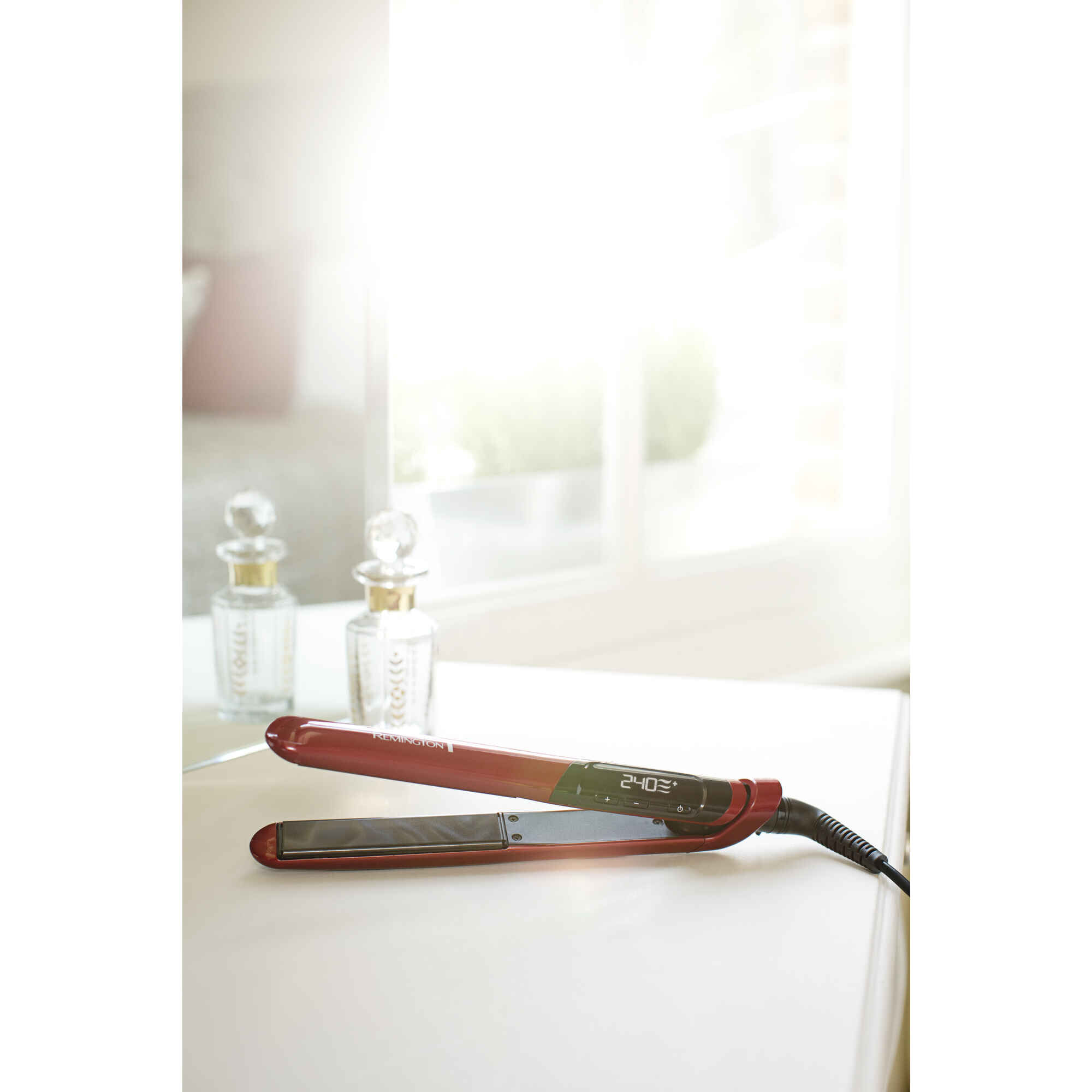 Silk Straightener S9600