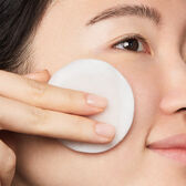 Daily Refining Milk-Peel Toner Wells Image 4