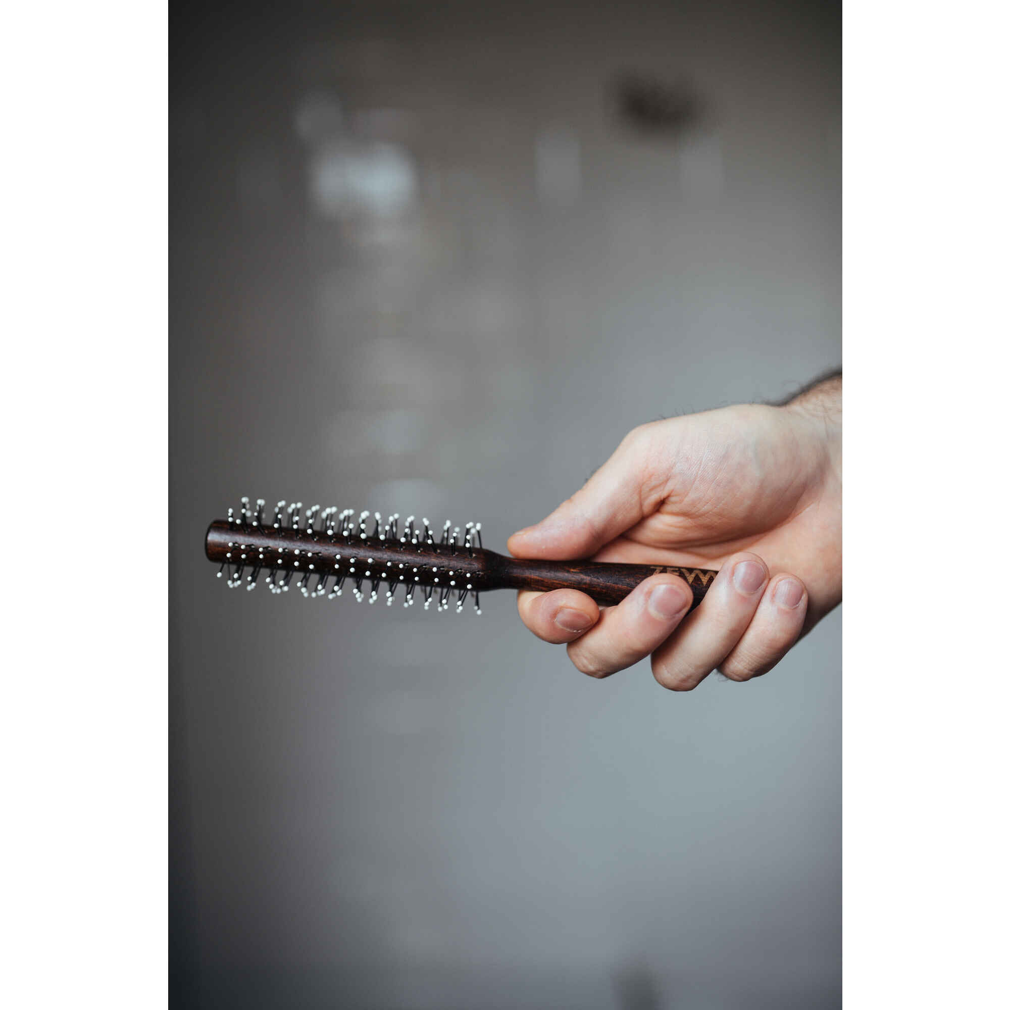 Escova Cabelo e Barba Men Roller Hair Beard