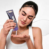 Take the Day Off Facial Cleansing Mousse Wells Image 6