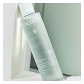 Vinopure Purifying Toner Wells Image 2