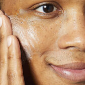 Facial Fuel Energizing Face Wash 75 ml Wells Image 3