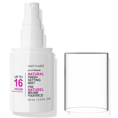 Photo Focus Natural Finish Setting Mist Wells