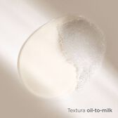 Essential Cleansing Oil-Based Cleanser Wells Image 6