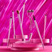 Pincel de Eyeliner Just Wing It Wells Image 5