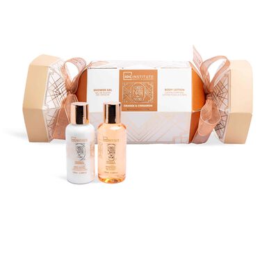 Scented Bath Bronze Orange & Cinnamon Wells Image 1