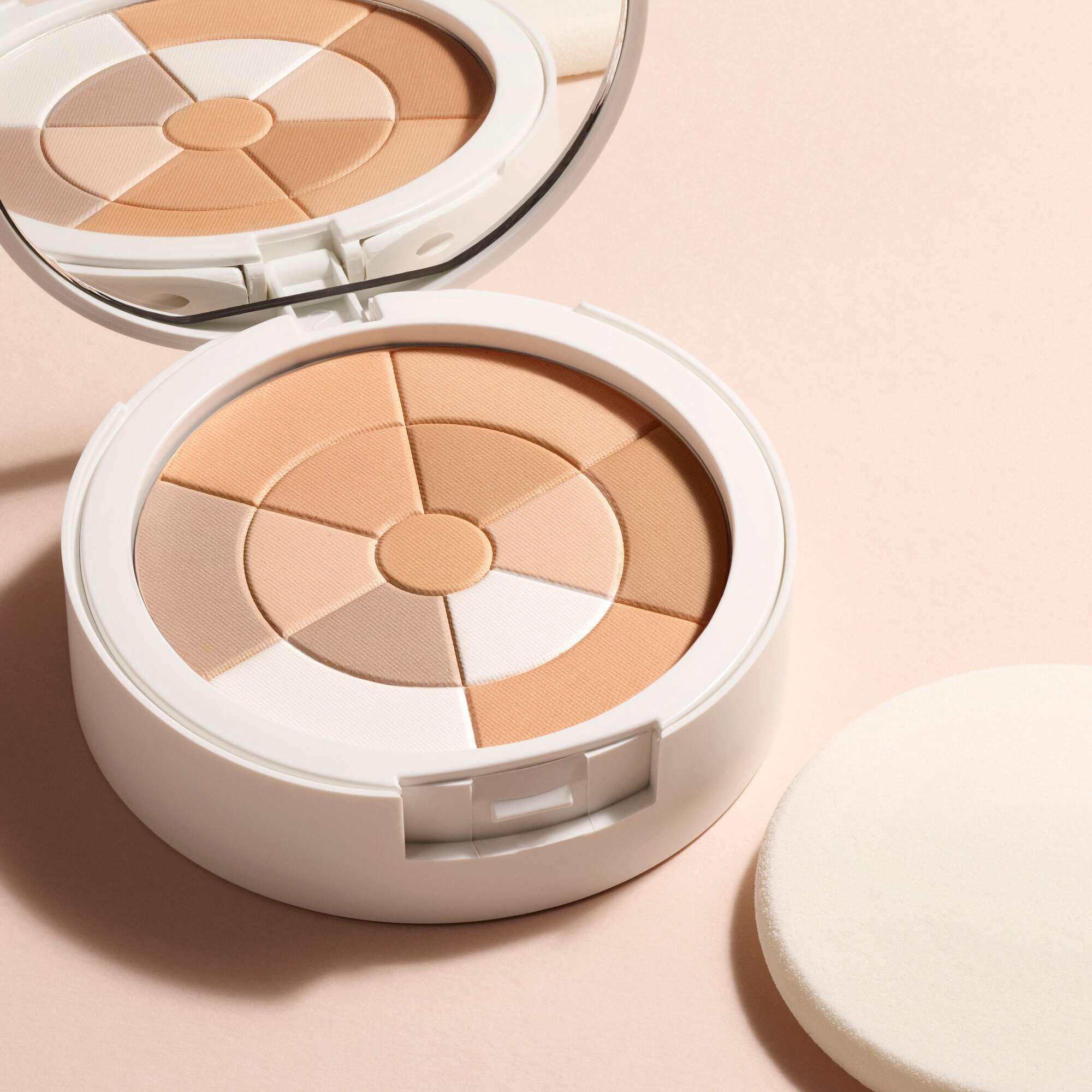 Couvrance Translucent Mosaic Powder