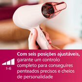 Hair Dryer Essential BHD017/40 Wells Image 3