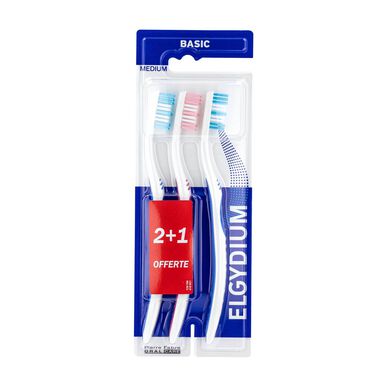 Pack Basic Trio Toothbrush Medium Wells Image 1