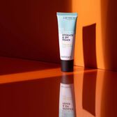 The Protector Hydrate SPF Primer Wells Image 2