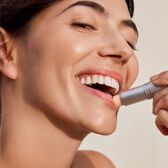 Fotoprotector Labial SPF 50+ Wells Image 3