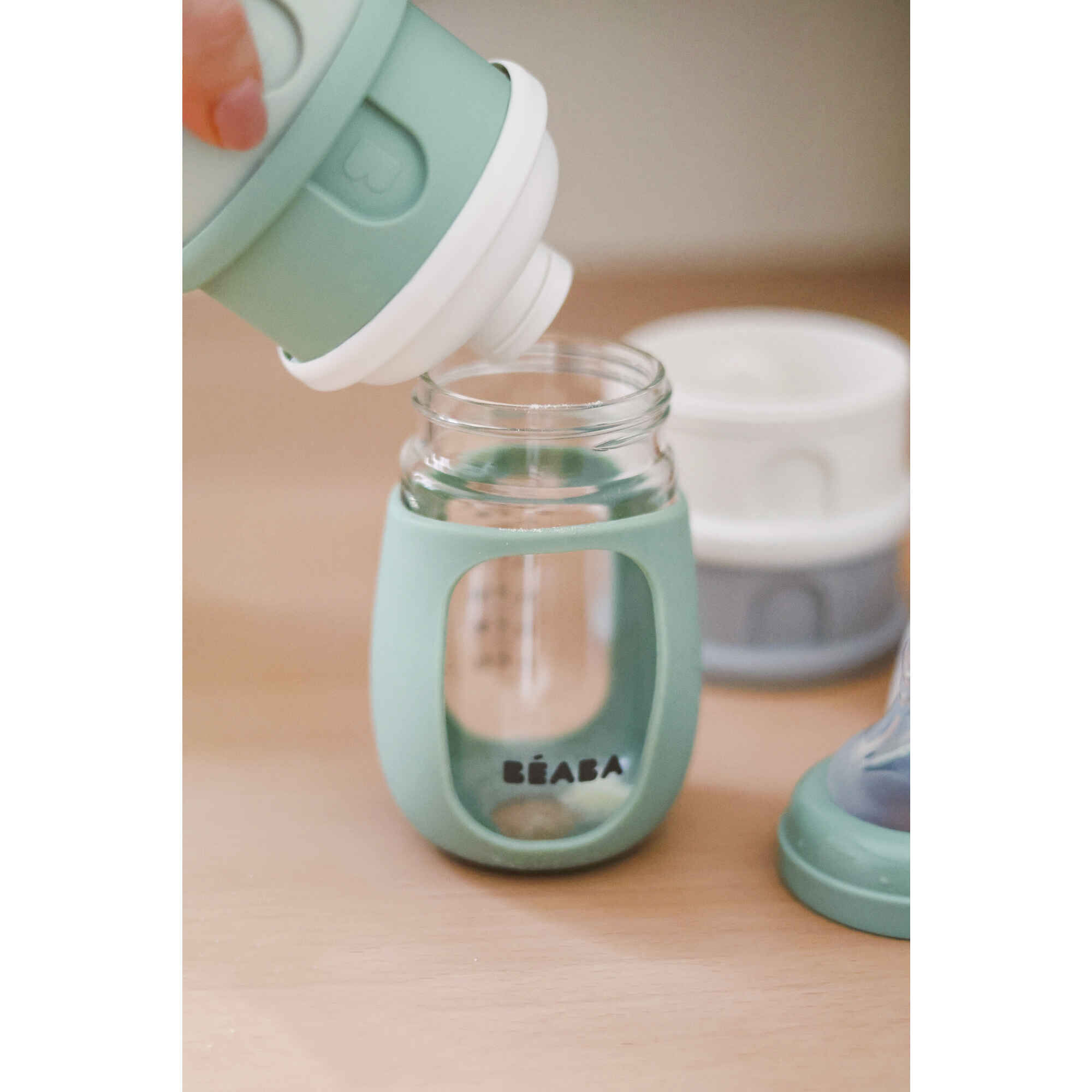 Container for Formula Milk Green