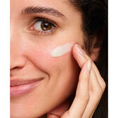Restore Reactive Skin Neutralizing Serum Wells Image 3