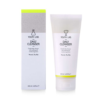 Daily Cleanser Normal Dry Skin