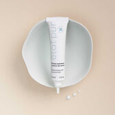 Moisturizing Eye Contour Fluid Wells Image 2