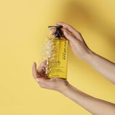 Pure Serenity Deep Cleanser Clarifying Shampoo Wells Image 4