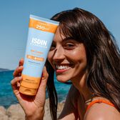 Protetor Solar Corpo Gel Cream SPF30 Wells Image 6