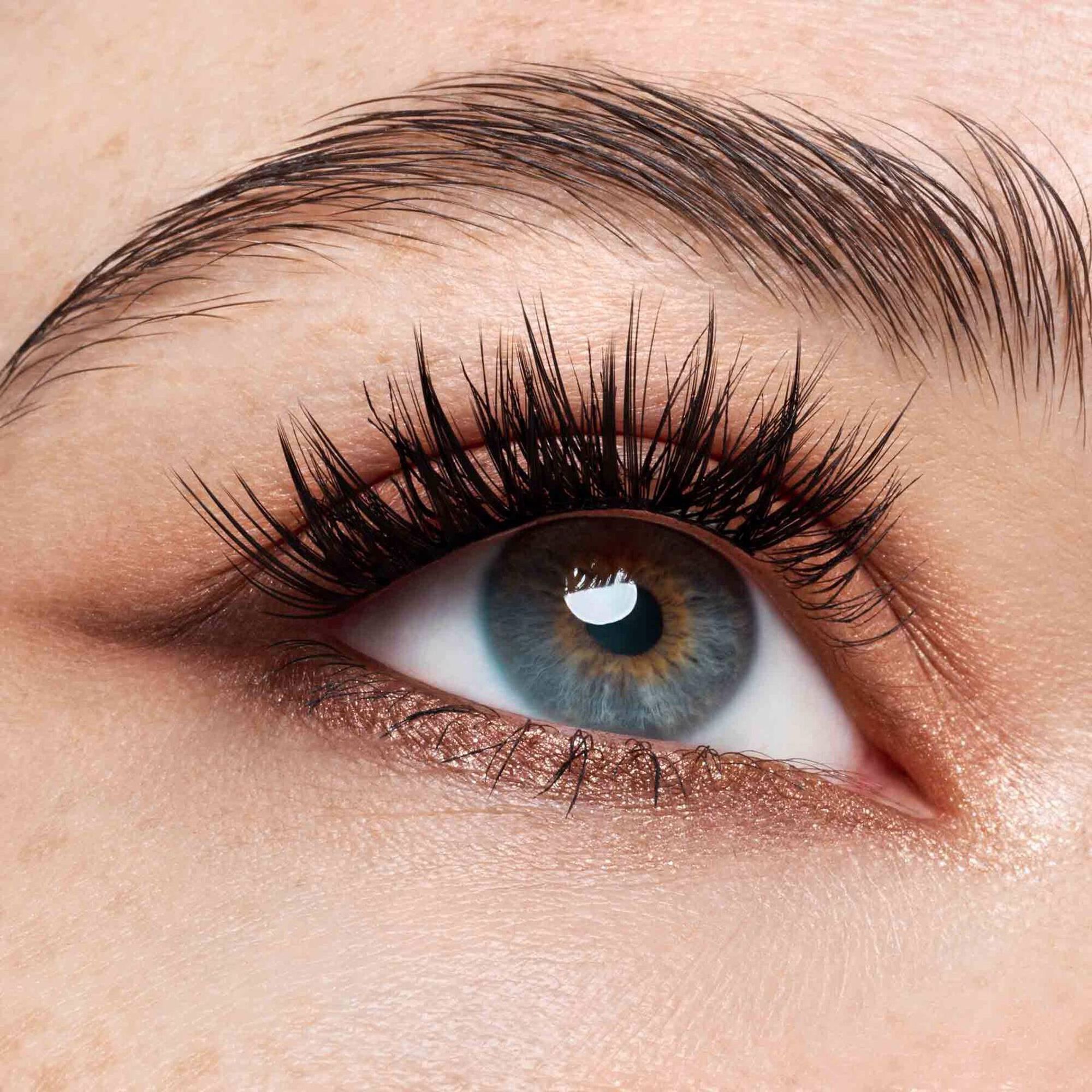 Faked Volume Cluster Lashes