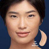 Double Wear Stay-In-Place Makeup SPF 10 2N2 Buff 30 ml Wells Image 3