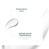 Naturia Detangling Milky Conditioner Wells Image 4