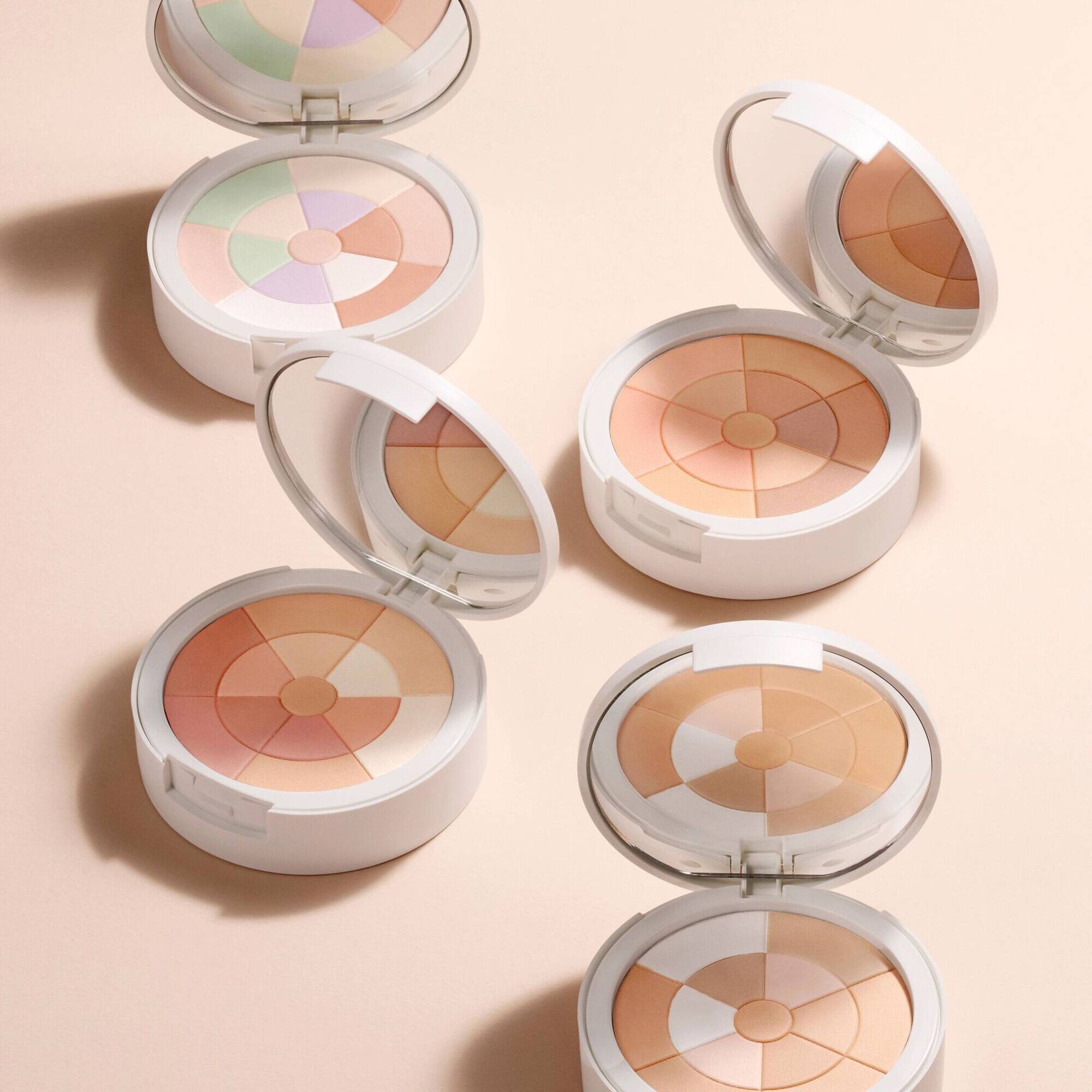 Couvrance Illuminating Mosaic Powder